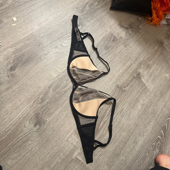 Victoria's Secret Black Floral Mesh Bra 34F - Picture 6 of 9